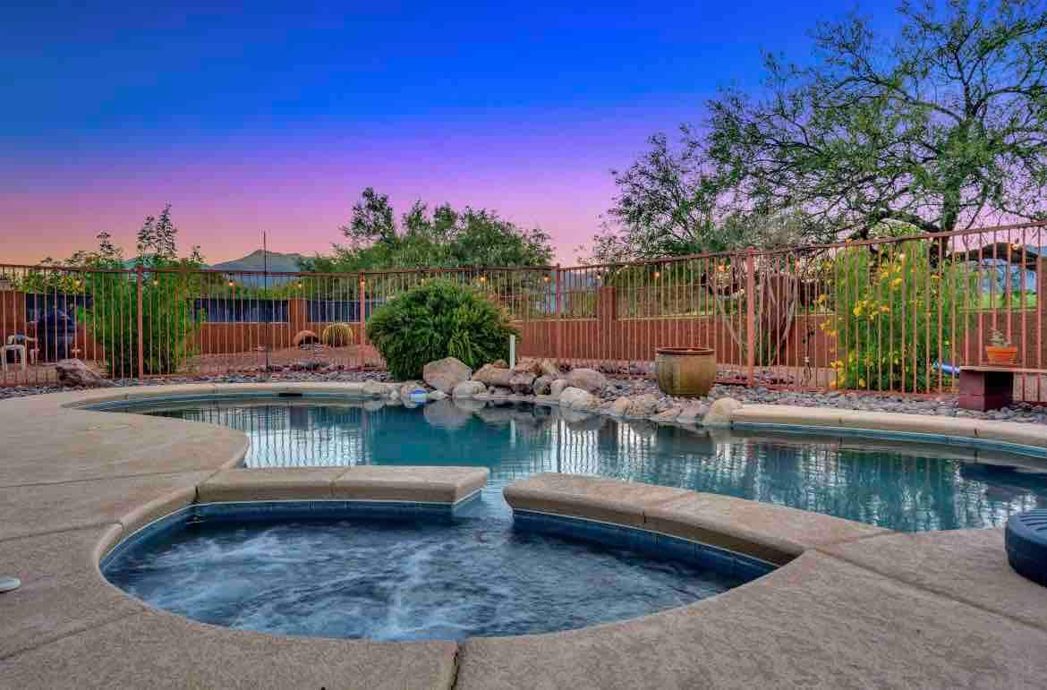 *NEW* Mountain Vista 4 BDRM Home with Pool & Spa