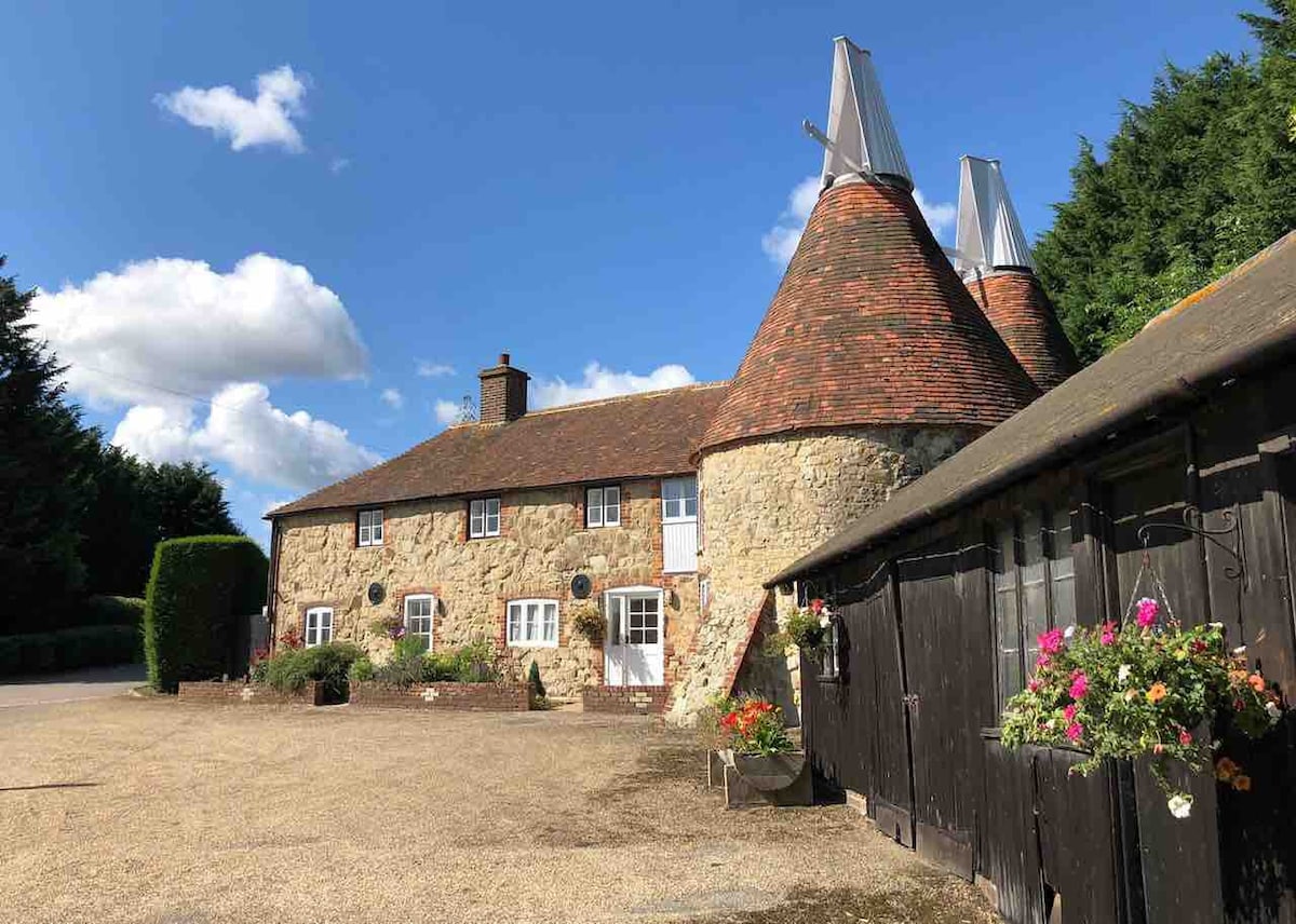 Oast Farmhouse, Ide Hill, Hever, Edenbridge