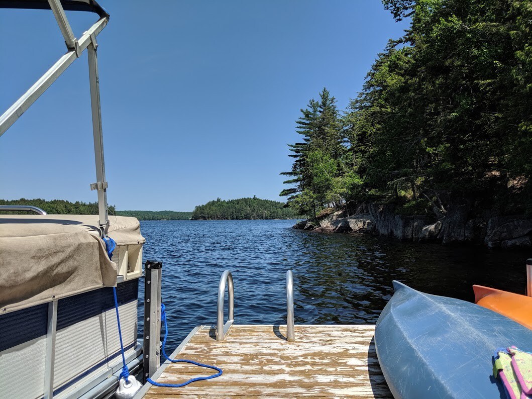 Pine Shadows - Adirondack Hideaway