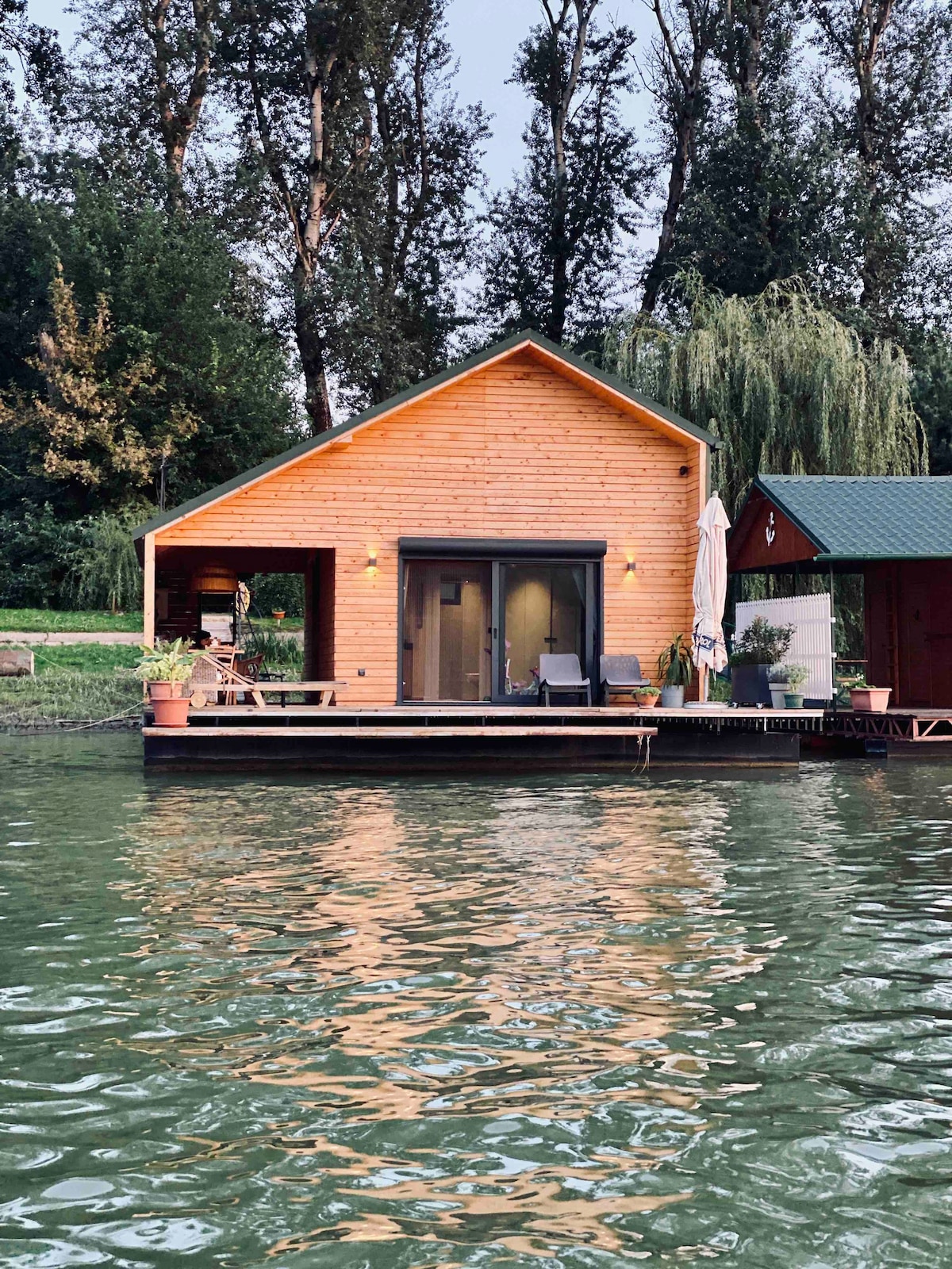 Float house on the river Sava