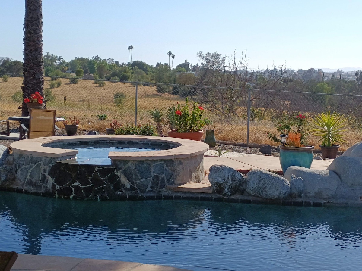 Fallbrook Pool Home. Near Rainbow/ Pendleton Base