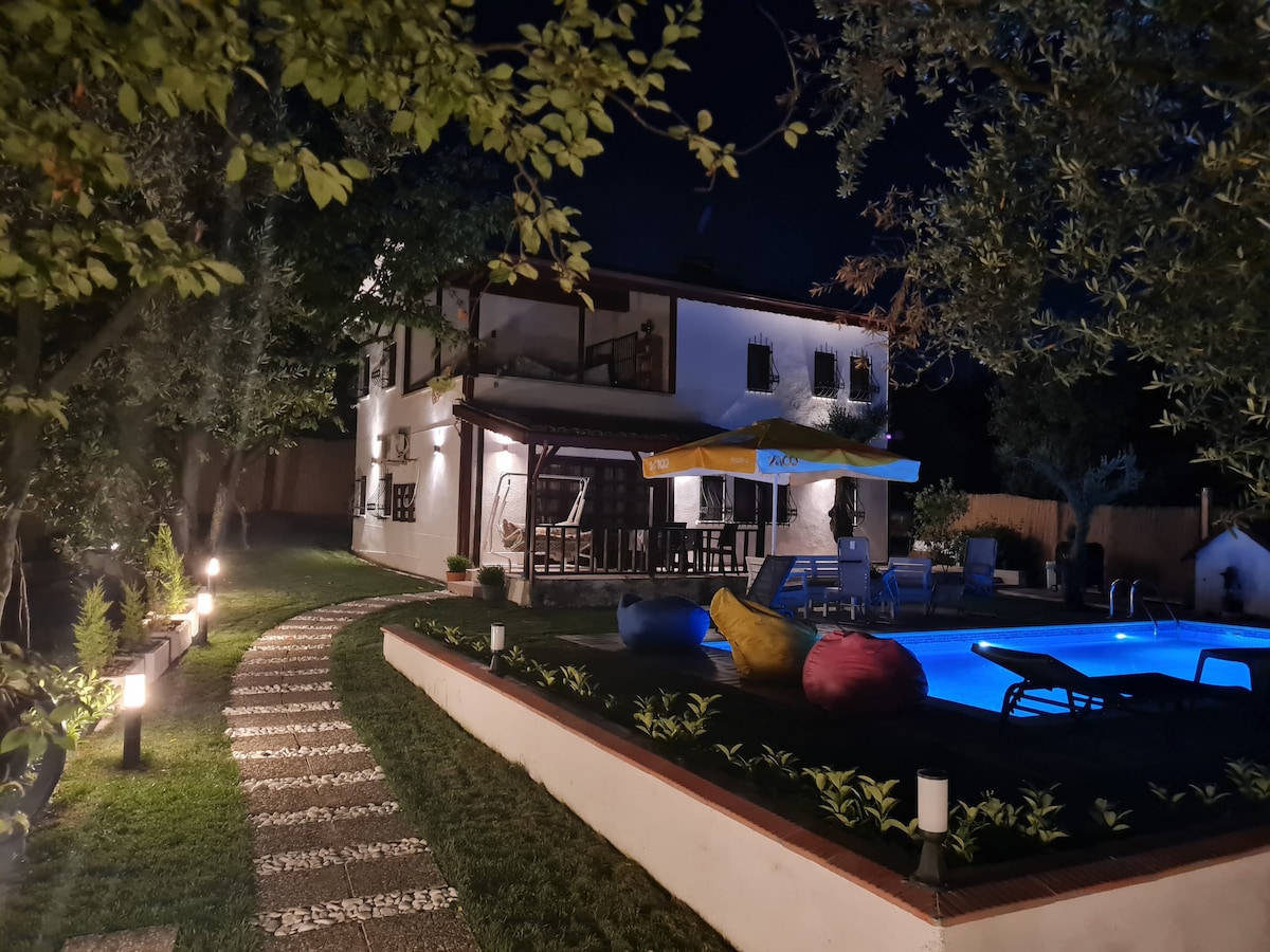 Antik House İznik