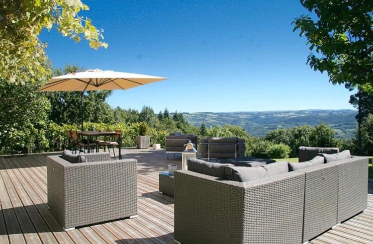 Maison avec superbe vue & piscine.