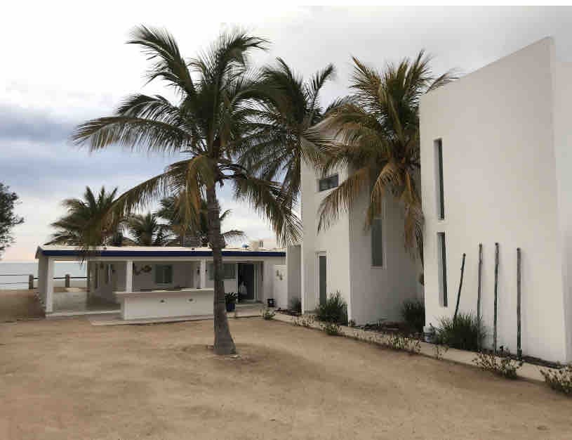 Casa de playa para 30 persona en Camahuiroa