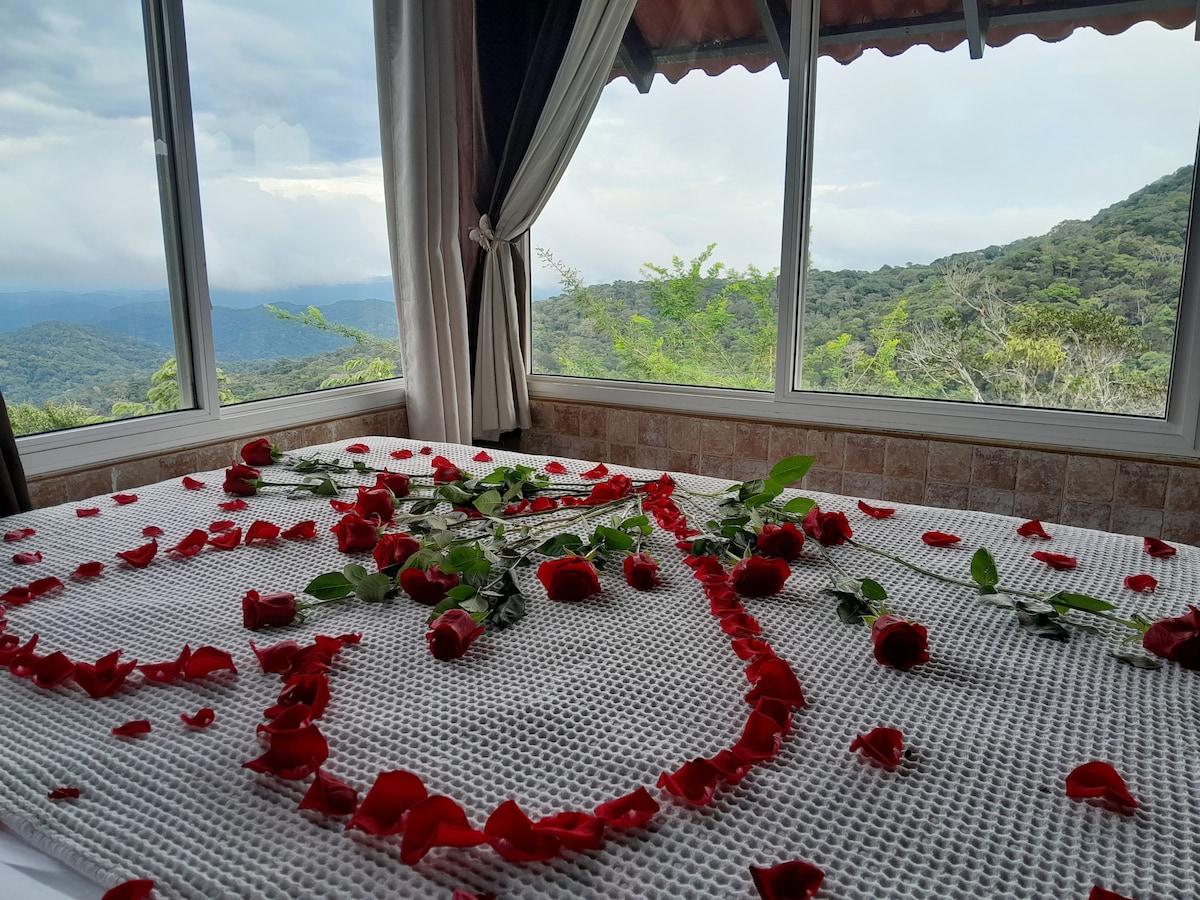 Ecolodge Mandalas Cerro Azul Heights