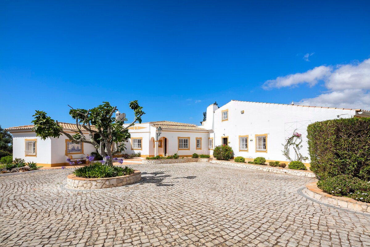 Quinta da Brisa豪华别墅、泳池、网球场