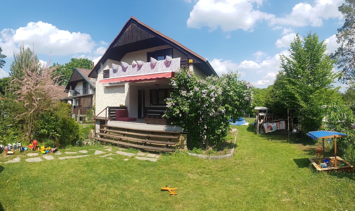 波希米亚的chata v okolí Sázavy/夏季乡村小屋