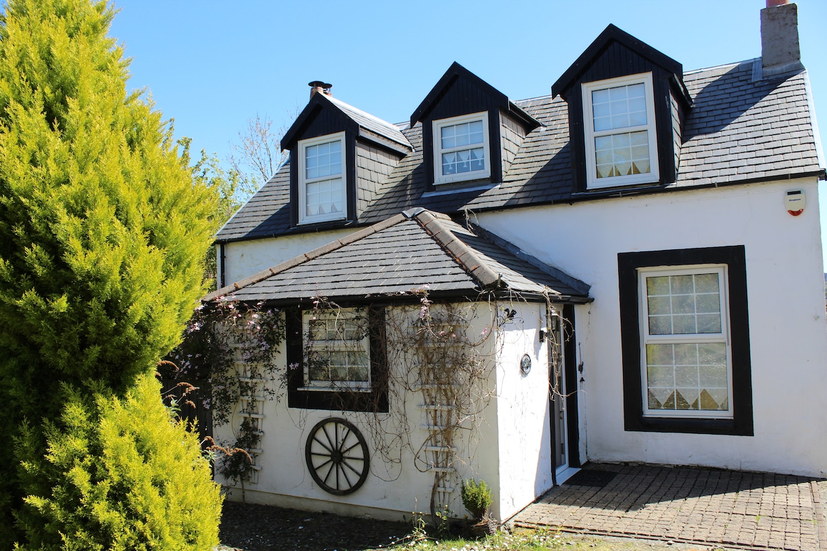 Woodend Cottage - Carrick Castle, Lochgoilhead