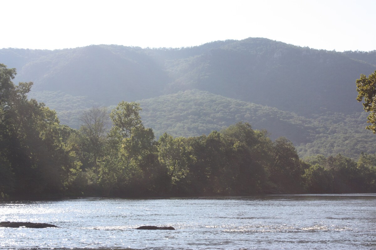 谢南多河（ Shenandoah River ）海滨度假胜地