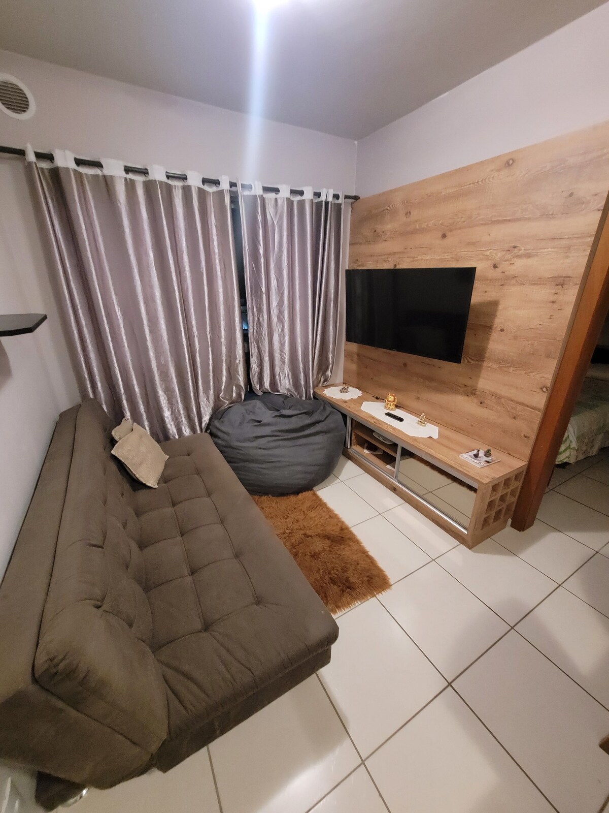 Apartamento centro Efapi. Ideal Trabalho/Estudo.