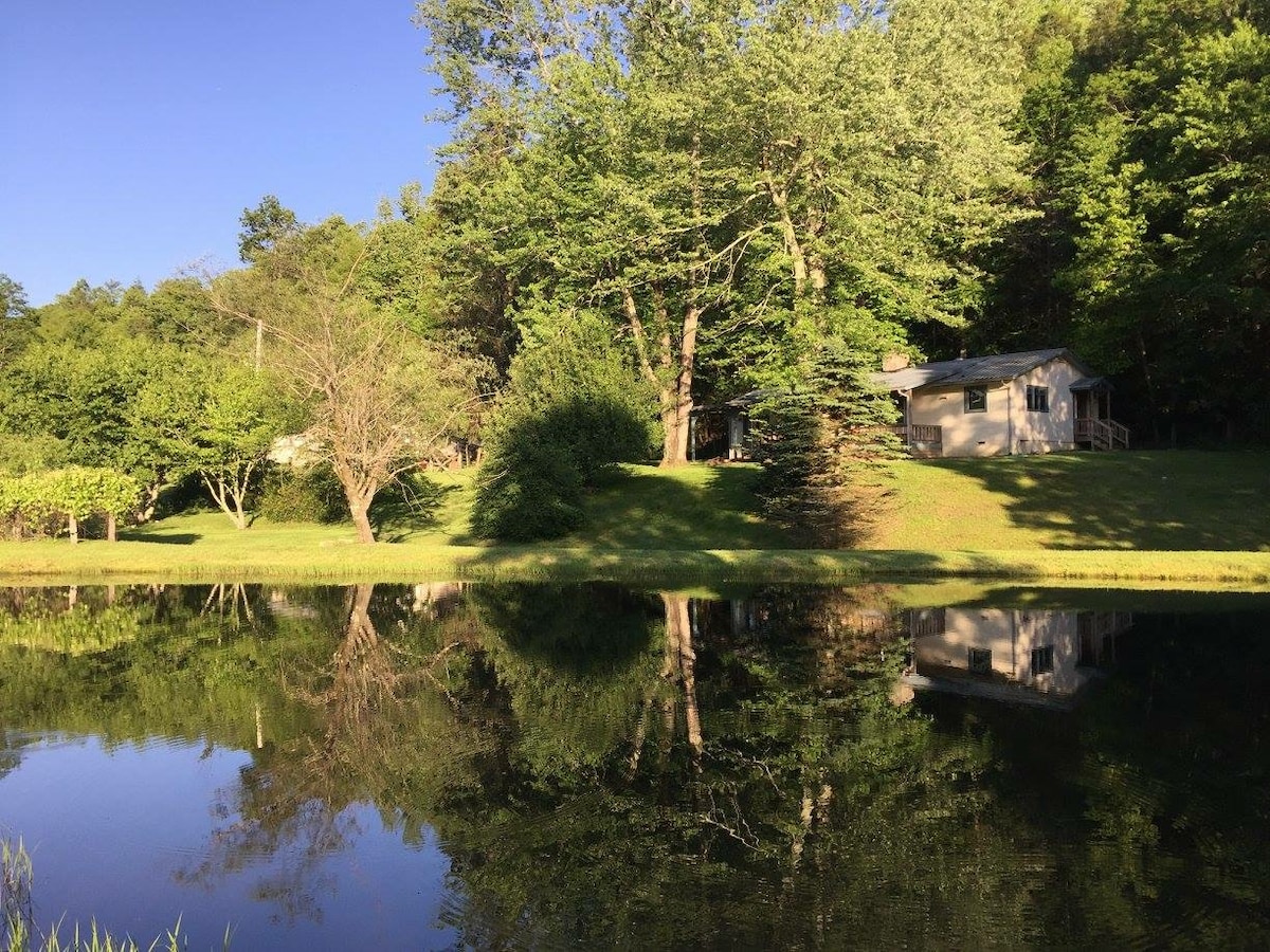 Creekside Cottage