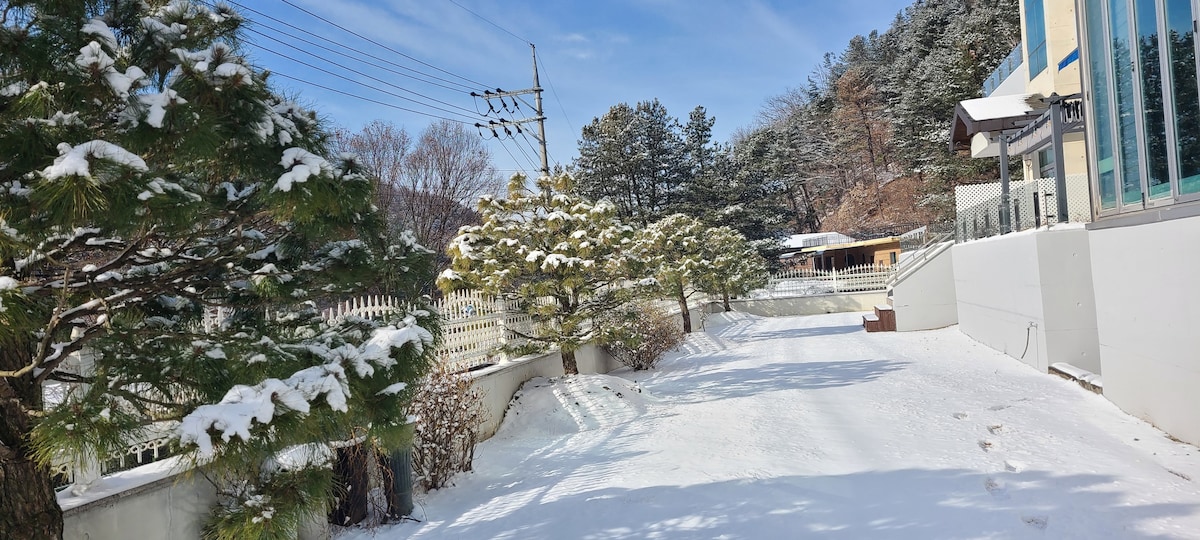 杨平市Seojong-myeon的联排别墅小屋