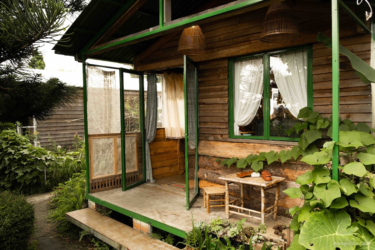 DreamLakeDalat -带热水浴缸的绿色花园平房