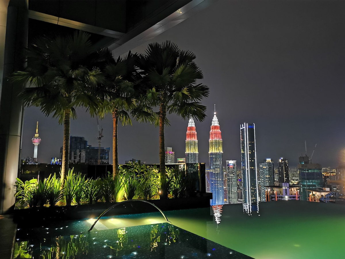 可欣赏吉隆坡城中城+花园景观的伊顿豪华单间公寓