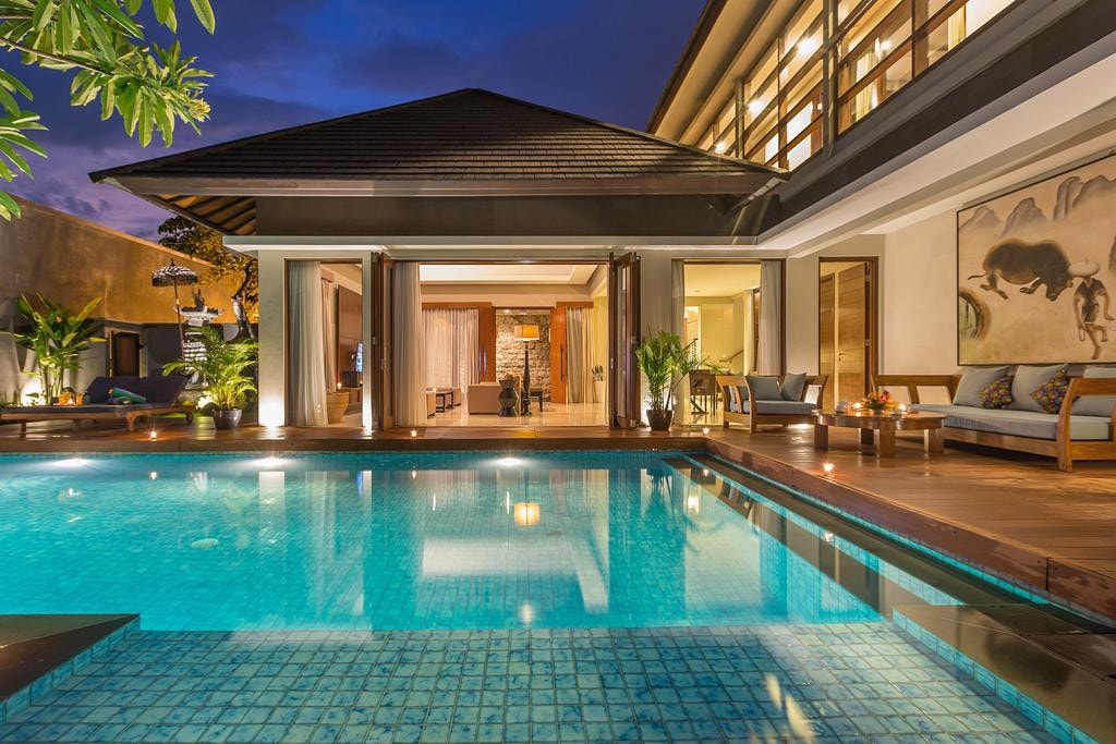 巴厘岛水明漾2卧室的家庭现代别墅