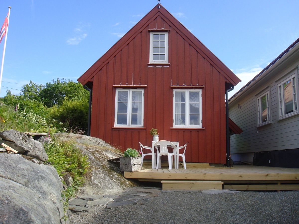 Justøya/Blindleia/Lillesand - Koselig hytte