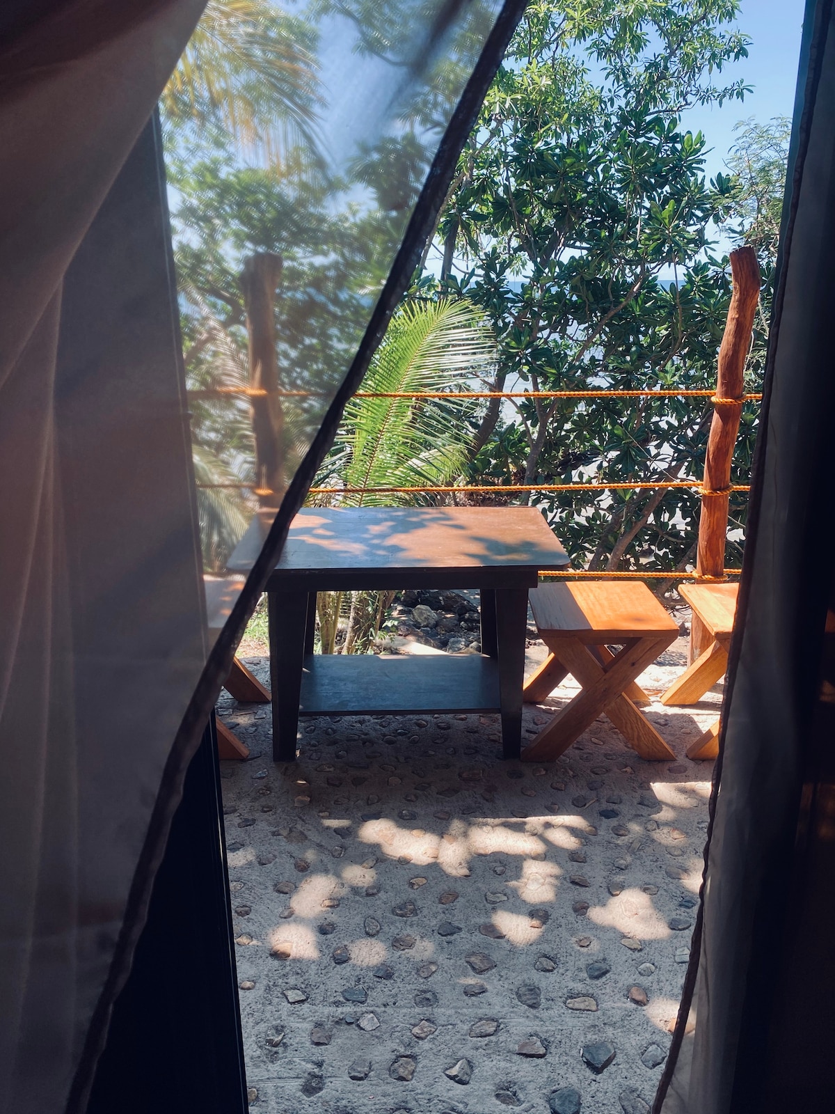 Cocovana海滩度假村（带双人床的双床客房）