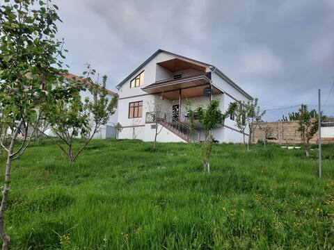 BASQAL QONAQ EVI. GUEST HOUSE