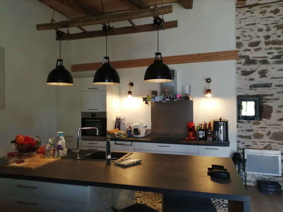 Grange loft au Sud de la Corrèze. Proche Dordogne