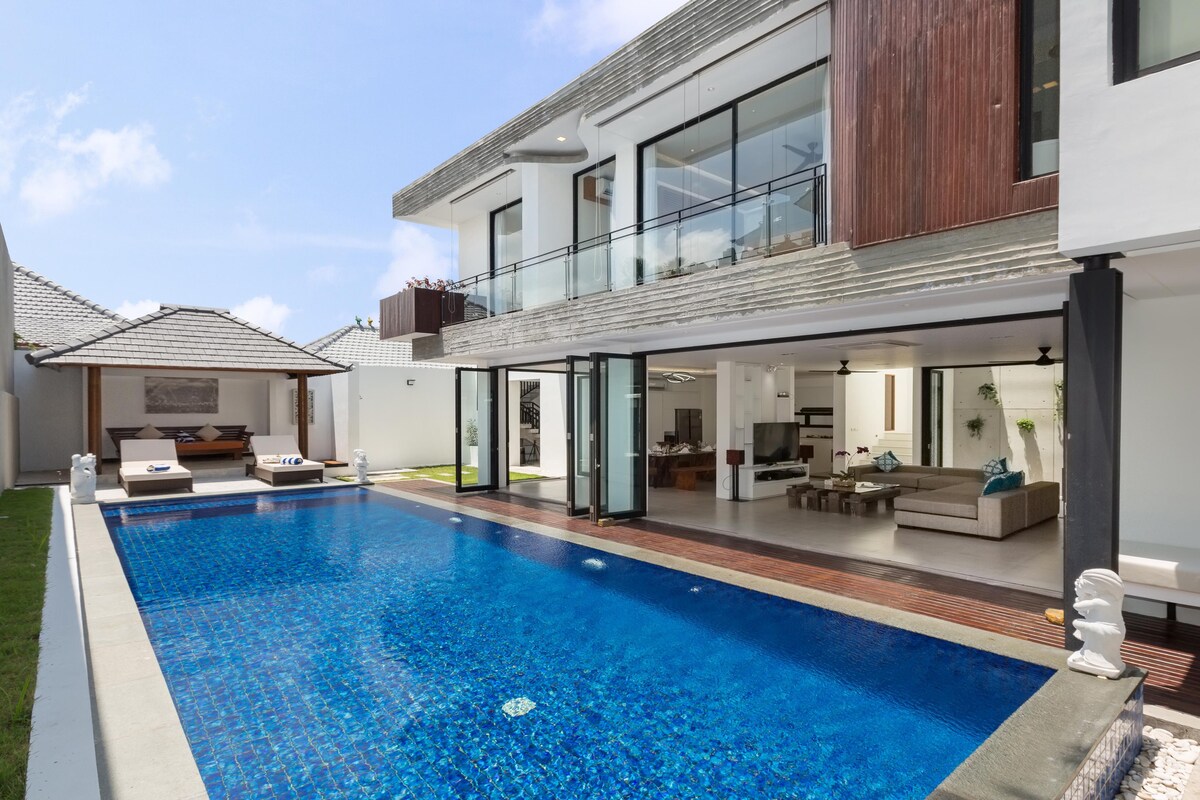 ''BRAND NEW!! 4BR Villa in the heart of Canggu''