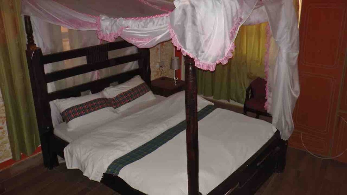 Guest Room 2 at Mara Silalei near Sekenani Gate