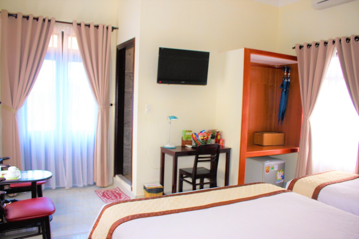 deluxe tripple with balcony,GreenBud,Hoi An center