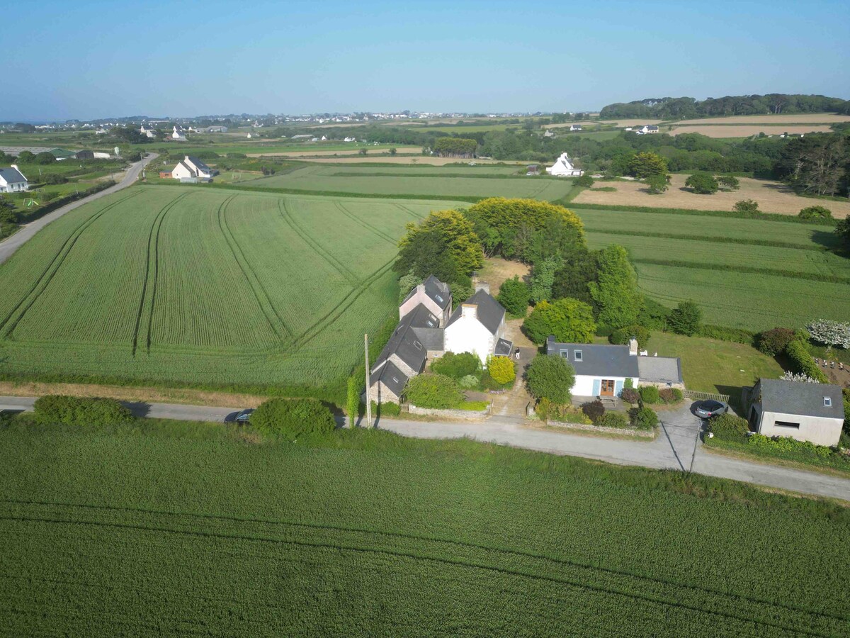 Grande longère au bord de l'aber wrac'h