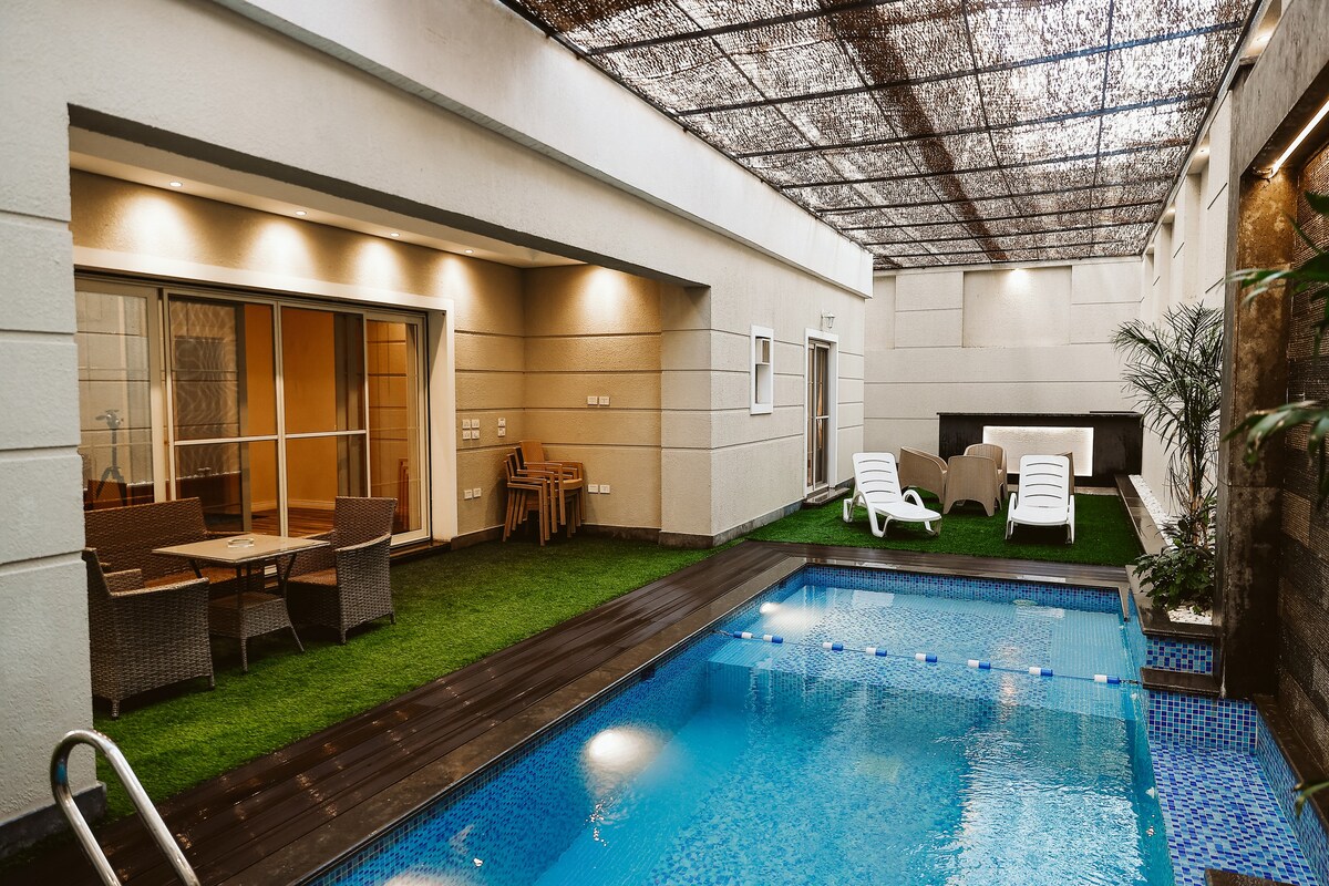 私人公寓和恒温泳池