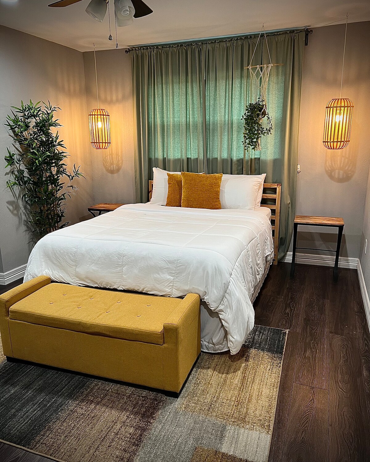 ✵Queen Bed Private Room #5✵ A Perfect 5-Star Stay!