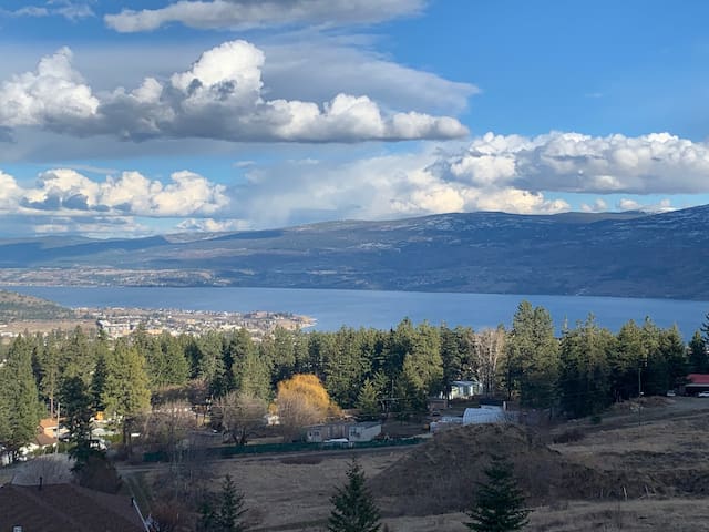 西基隆拿(West Kelowna)的民宿