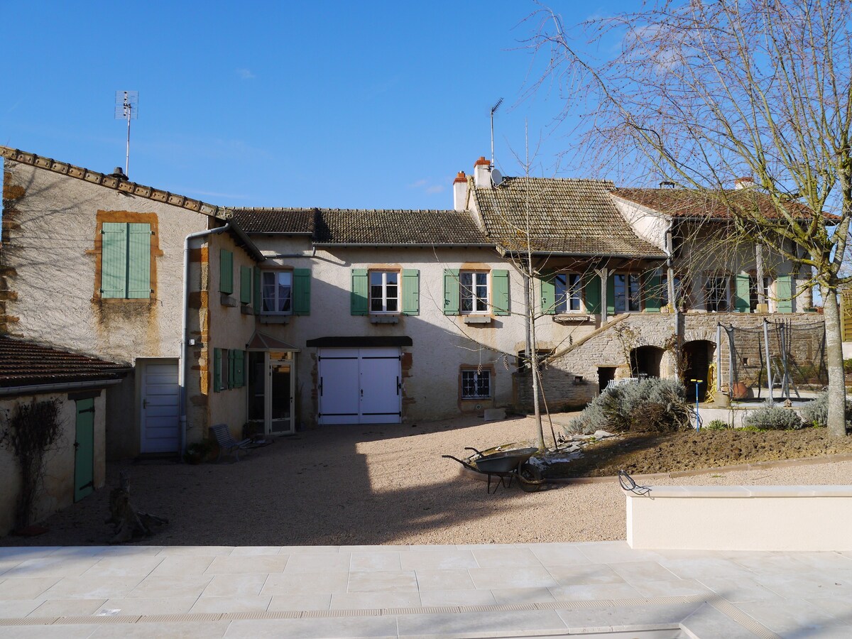 Logis dans le maconnais