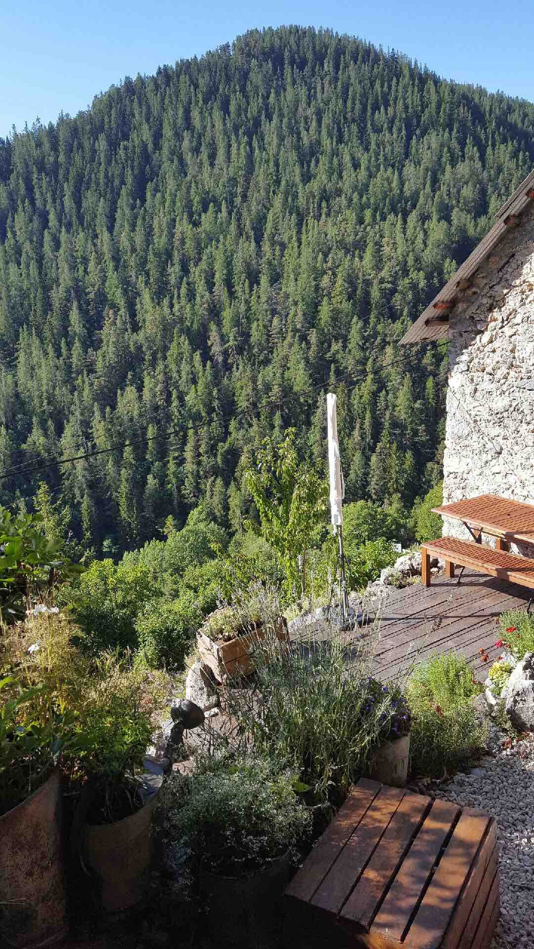 Roubion, Chalet montagne in the gates of the mercantour