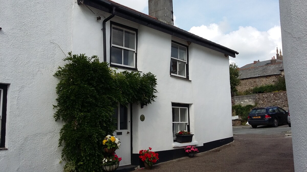 田园诗般的Cornish Cottage ，靠近Bude 's Beaches。