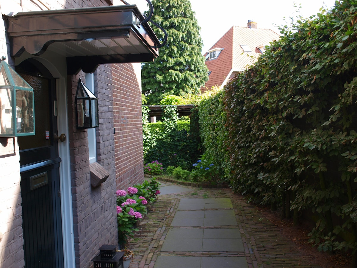阿姆斯特丹附近舒适的家庭住宅