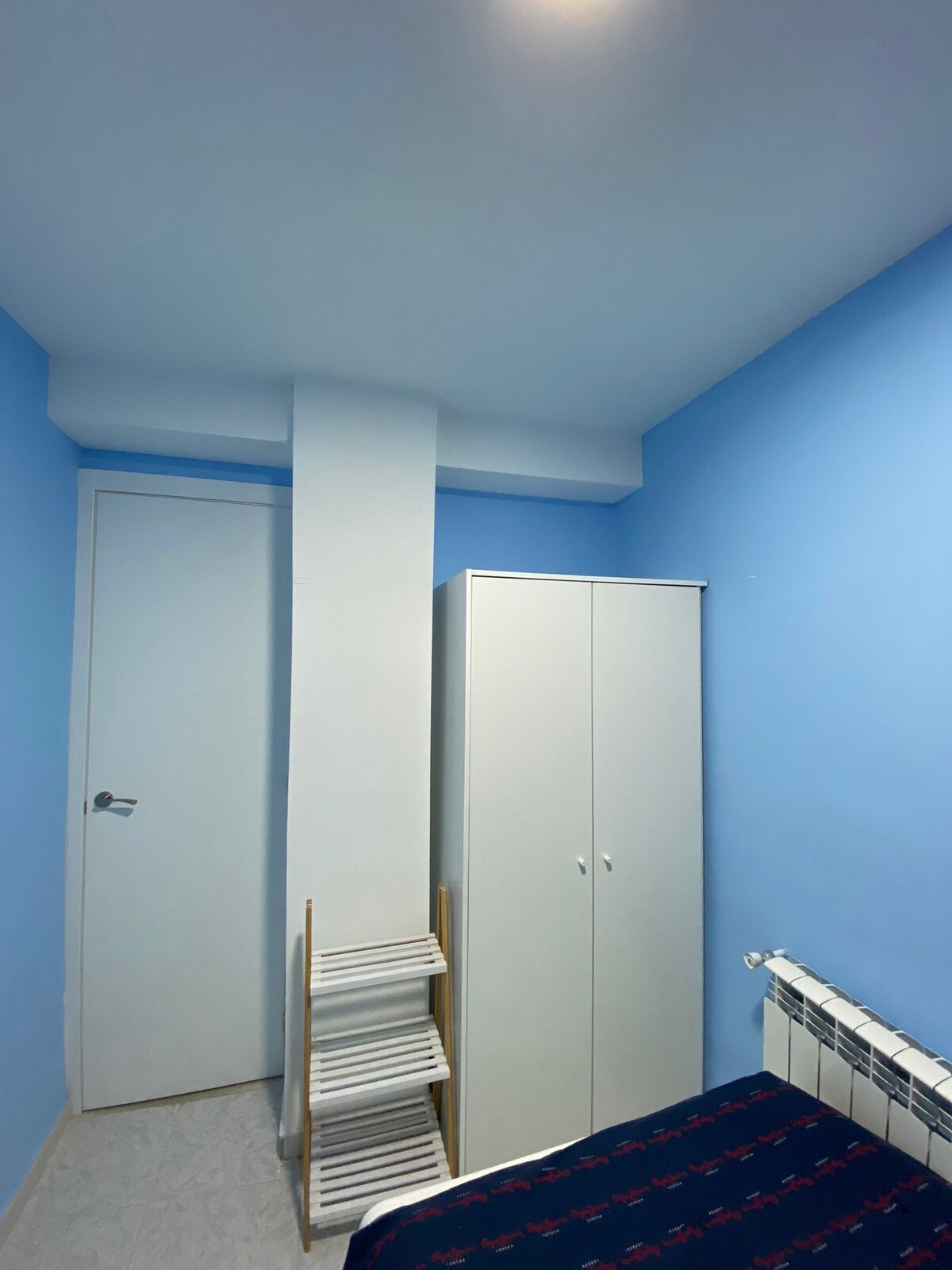 Habitación en apartamento cielo azul