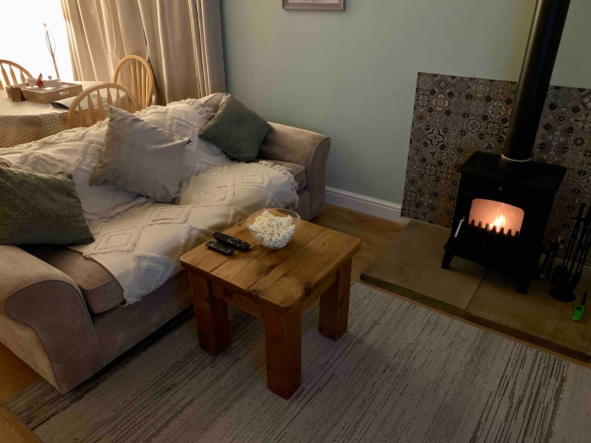 Cosy & Characterful, Seaside Cottage, Dog Friendly