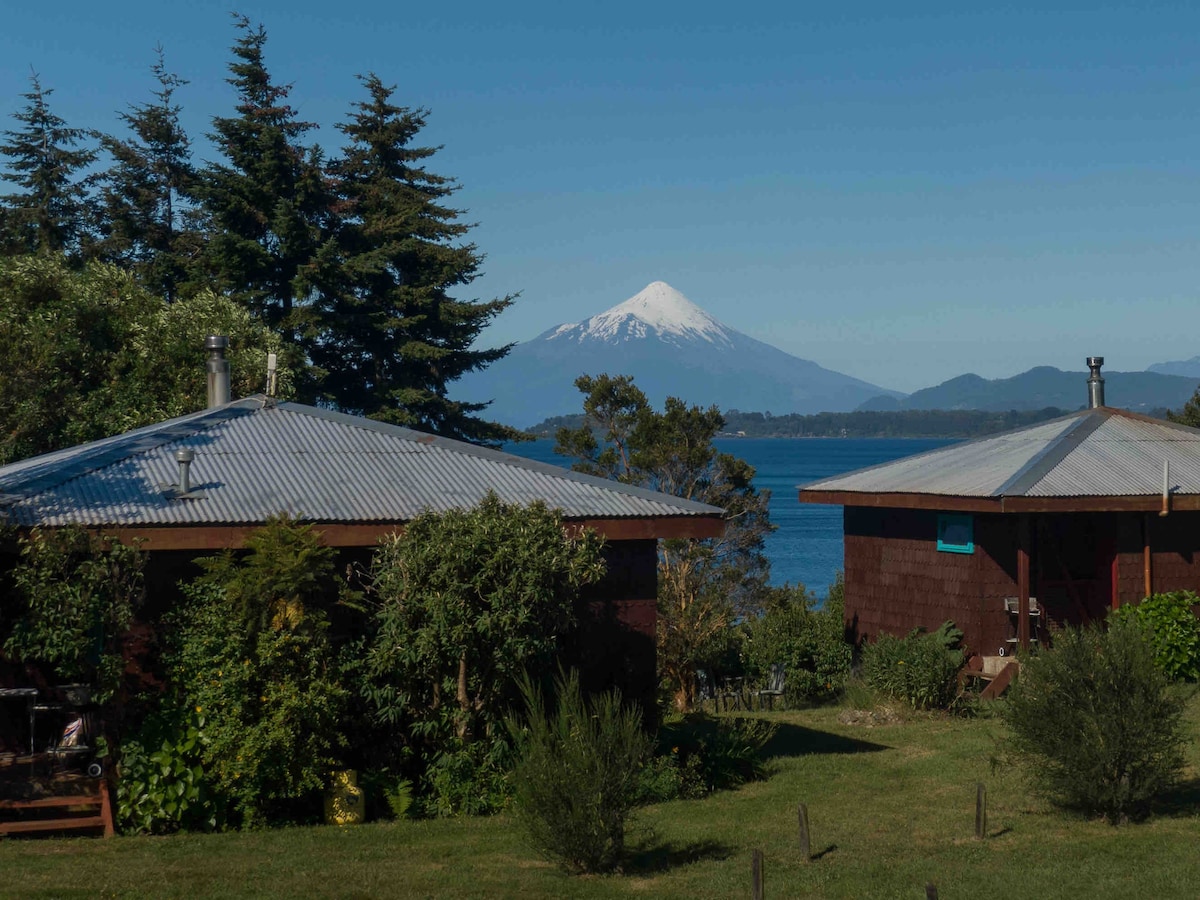 临火山和临湖