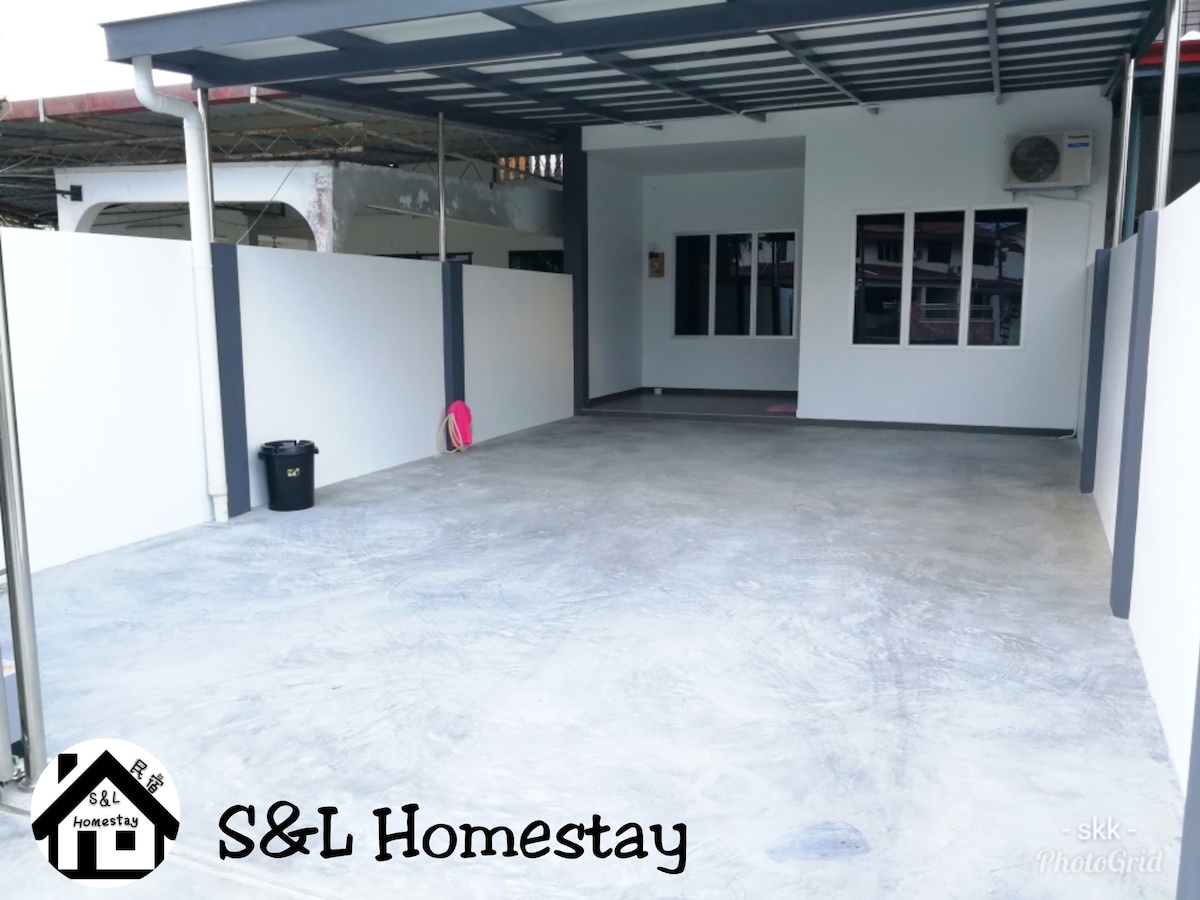 S&L Homestay -Whole House( 4 ROOM+Wifi+TVBox)