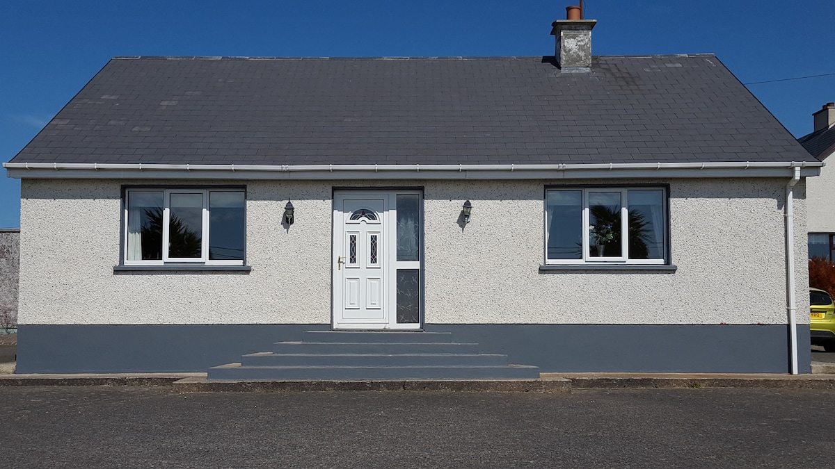 Cottage on The Wild Atlantic Way, Gweedore