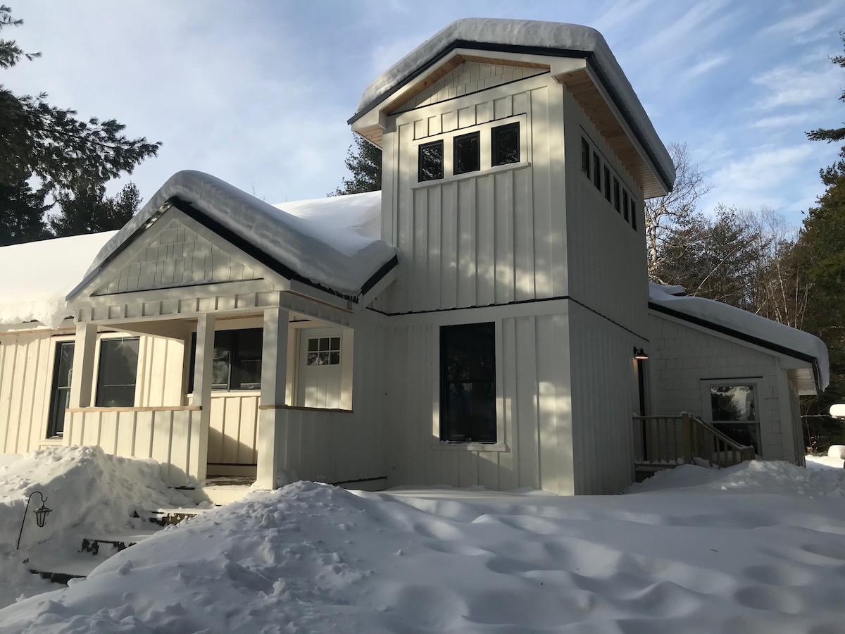 冬季滑雪和夏季农场住宿