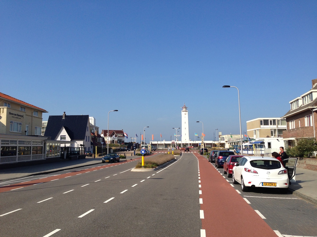 Beach Pearl Noordwijk ，包括1个免费停车位