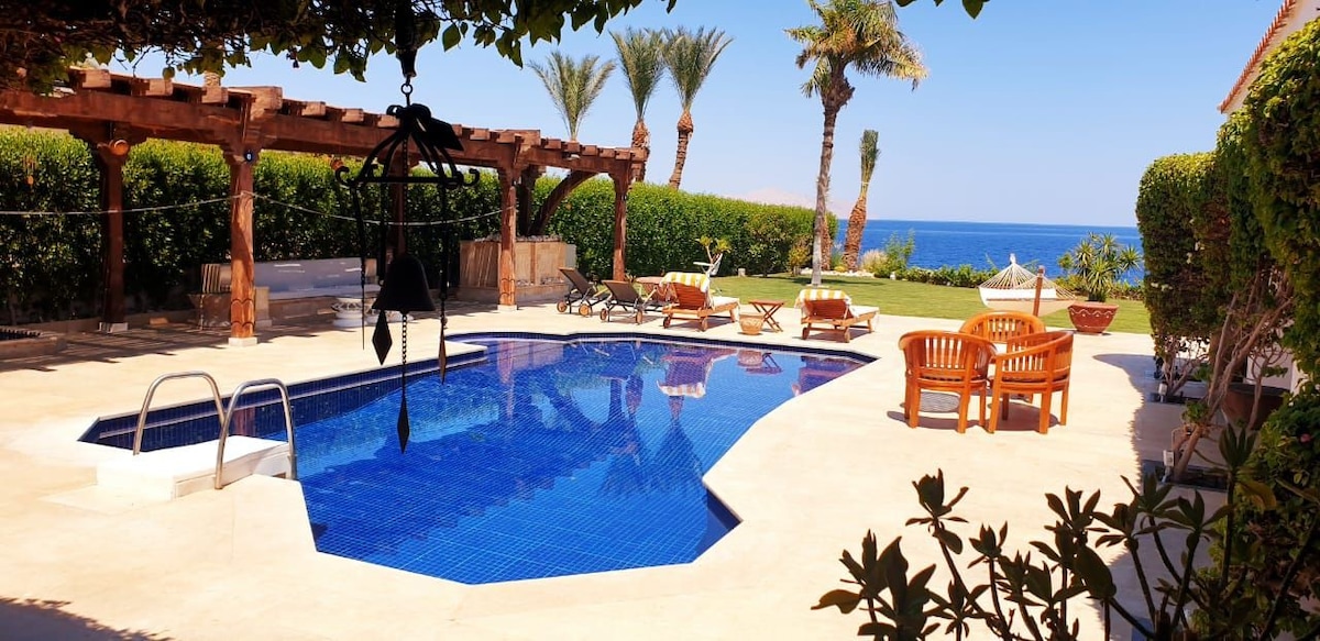 unique luxury sea front villa with privet beach&pool