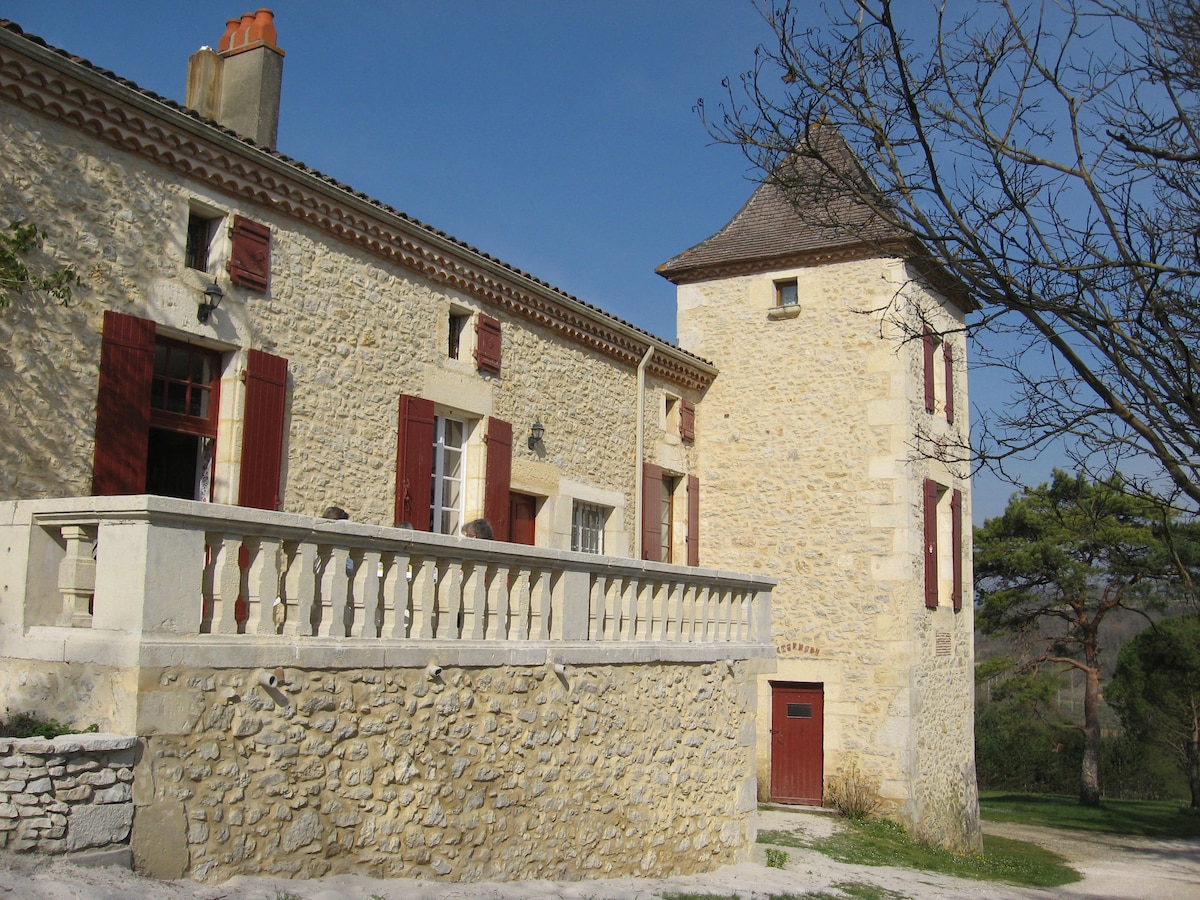 Chateau Cardou - pool & tennis, piano, 20 pers