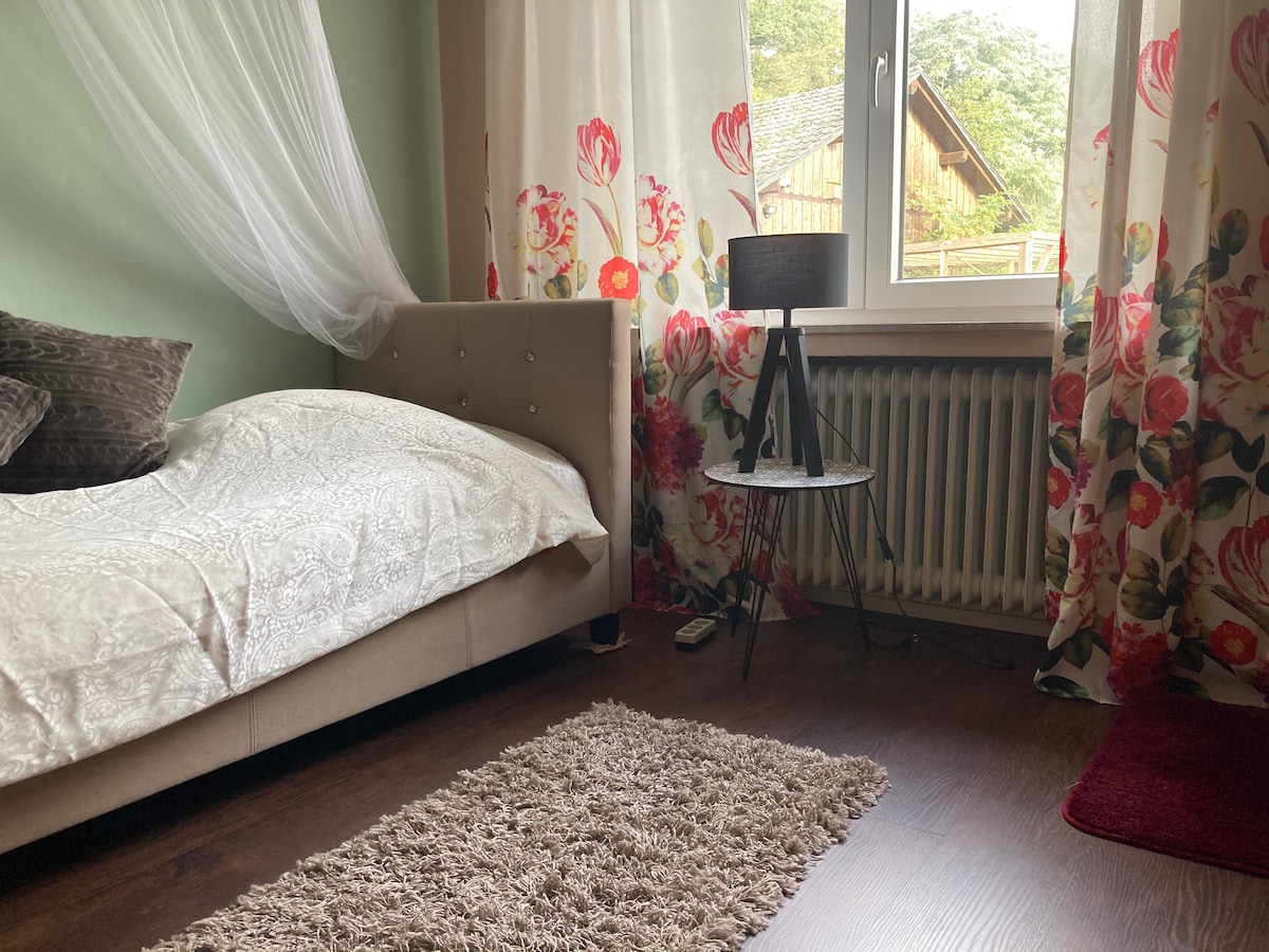 harsewinkel住宅里的独立房间我们乡村房子里的舒适漂亮的小房间