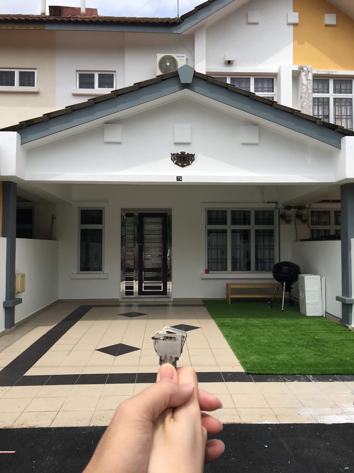 Johor bahru的单一家庭住宅
(图片有些许不符合,可90%相识）
（干净;整洁;舒适;美观）