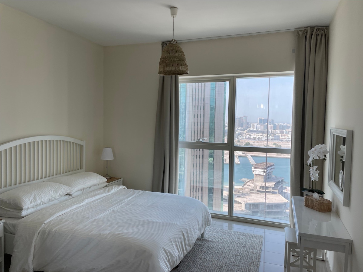 Al Reem位于绝佳位置，景色迷人…… 2间卧室