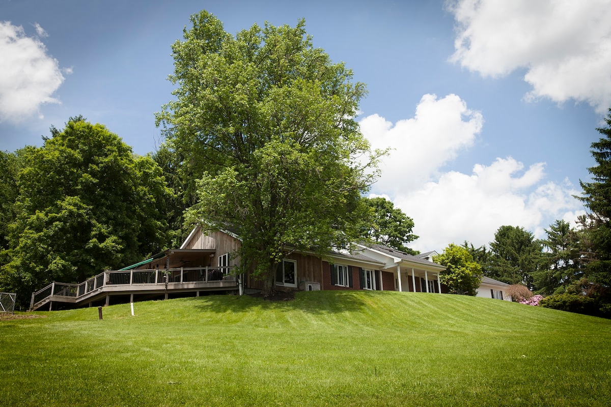 The Country House at Innisfree Farms