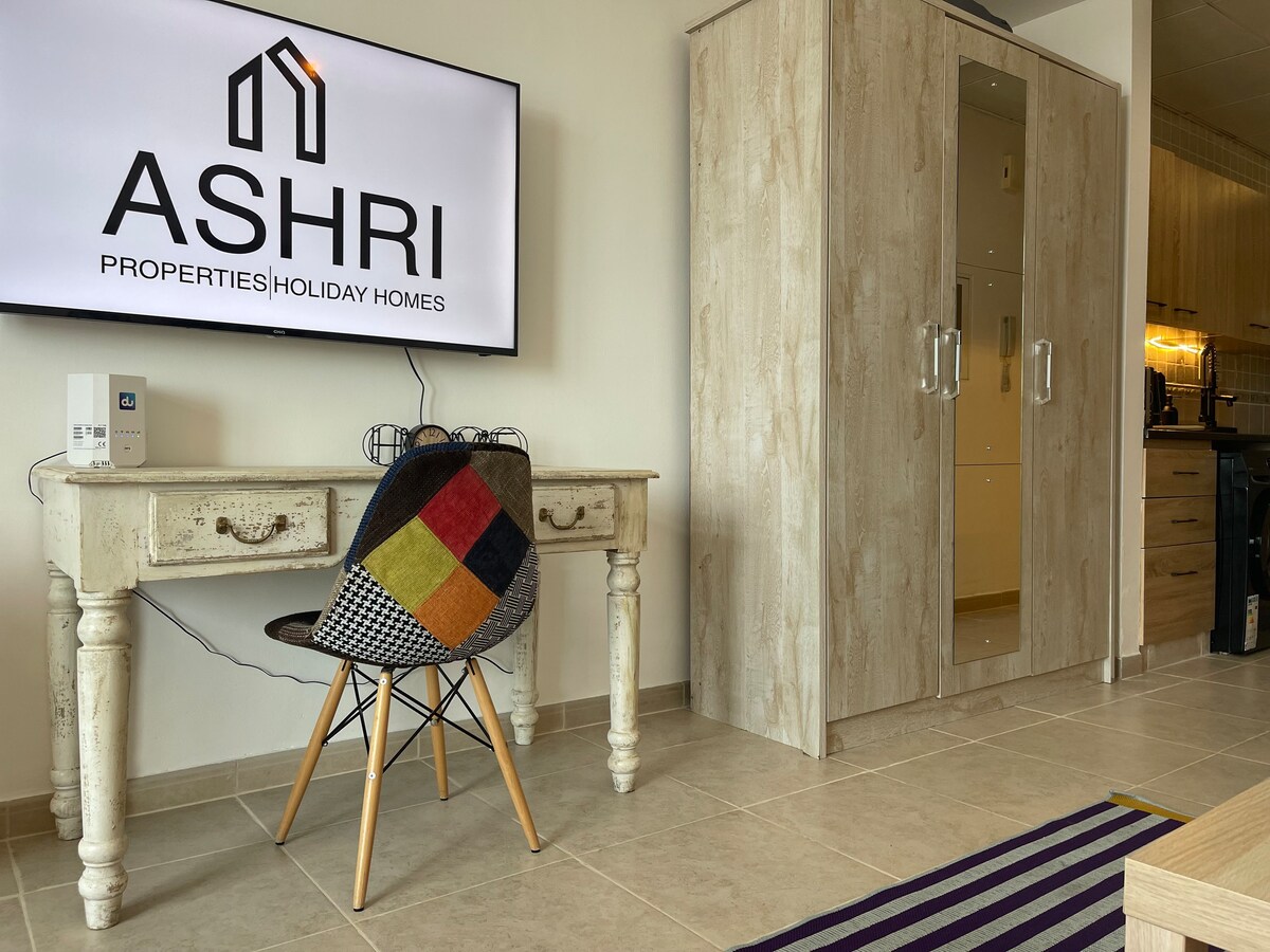 ASHRI HH,Studio in Silicon Oasis