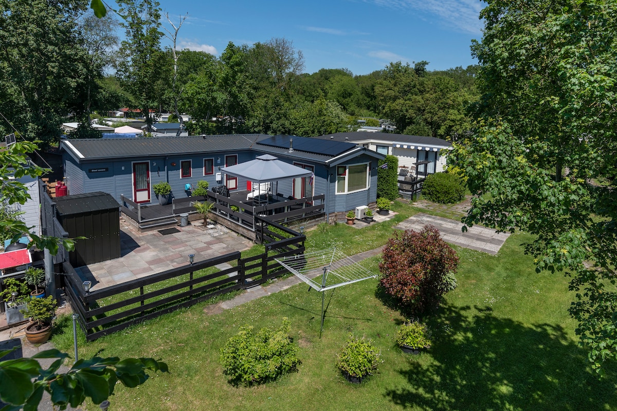 Groot en luxe chalet met airco,afwasm en zwembad