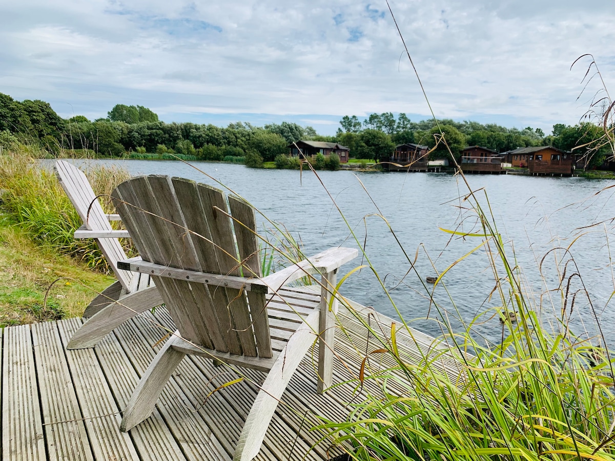 Lodge by the Lake South Lakeland Leisure Village